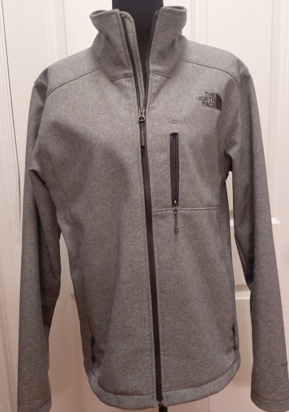 The North Face Apex Bionic 2 WindWall Softshell Jacket Men's Small Gray